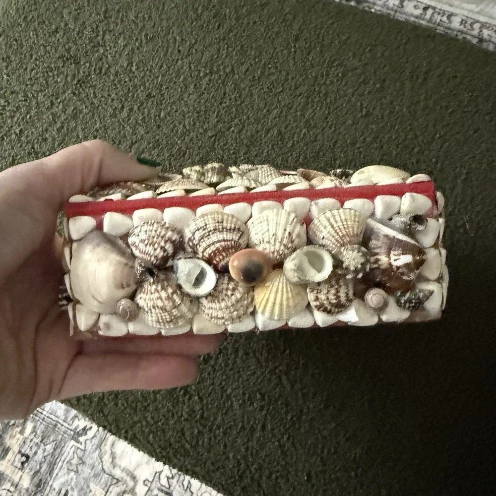 Vtg Seashell Jewelry Trinket Box Chest Decor Boho Nautical Handmade 6.5